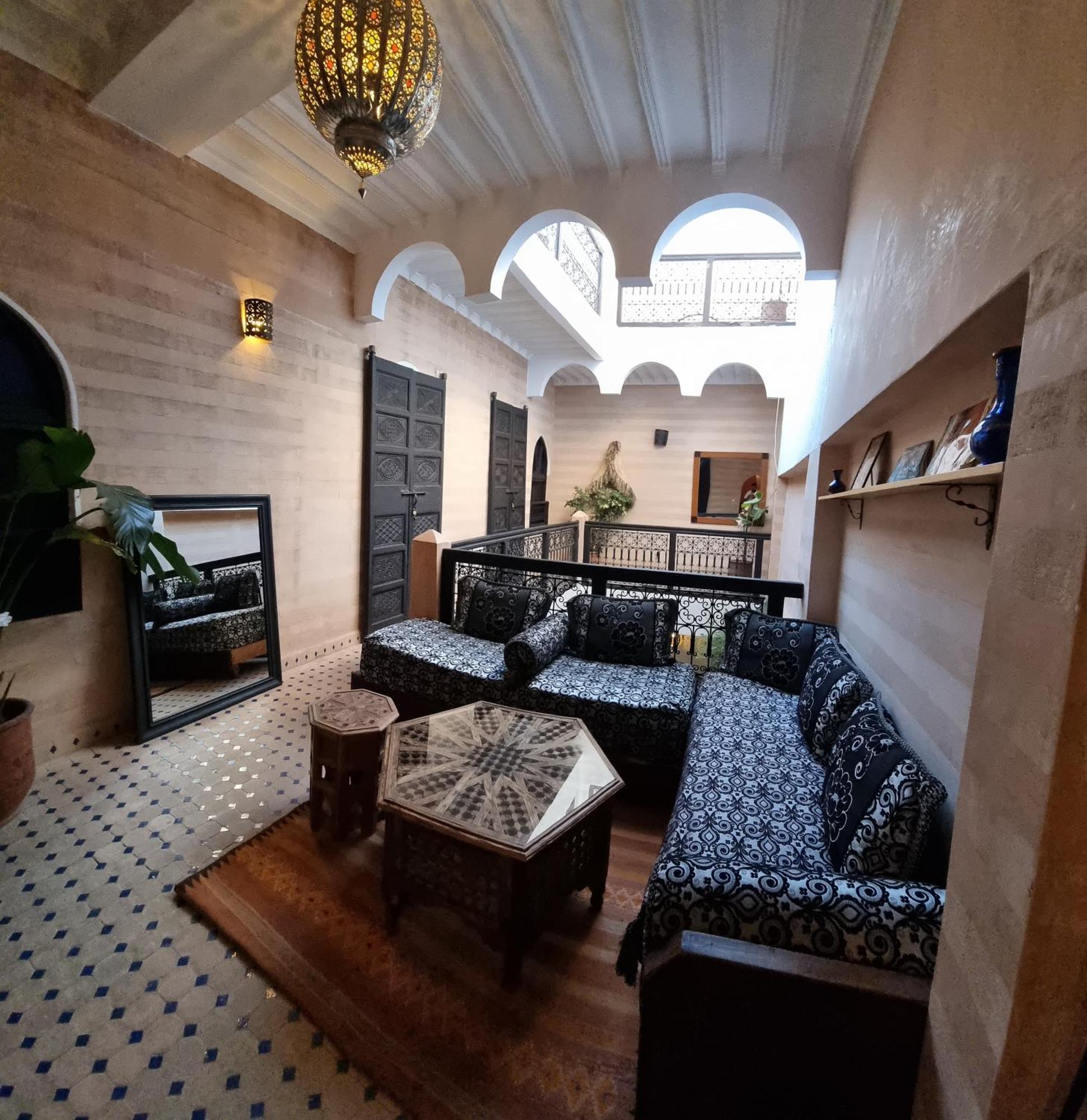 Riad Black Doors Marrakesh Esterno foto