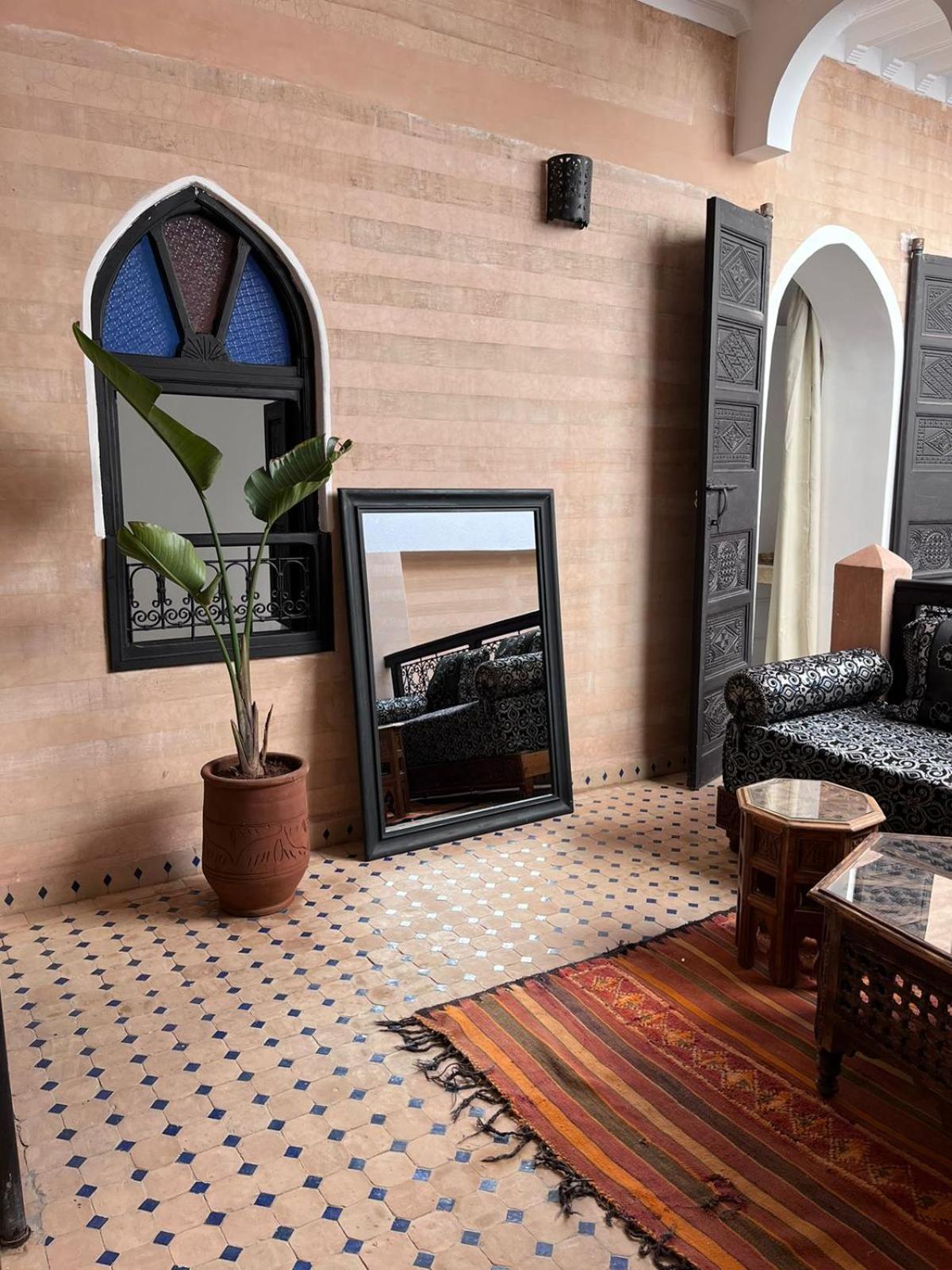 Riad Black Doors Marrakesh Esterno foto
